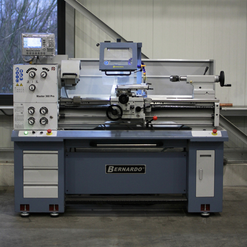 across-solutions-in-metal-maschinenpark-presse-bernardo